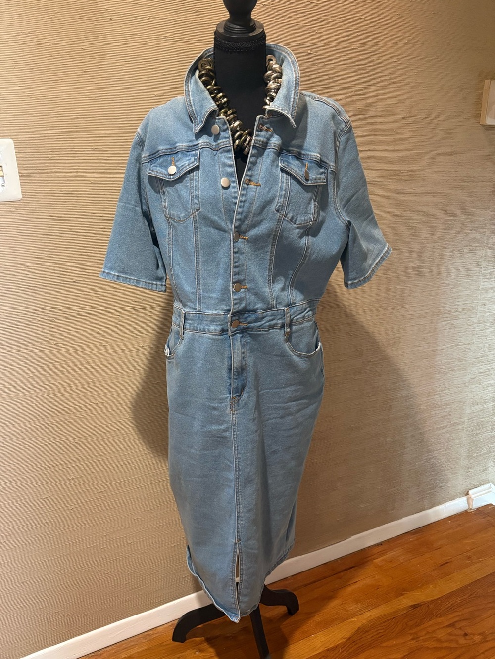Women's Short -Sleeve Denim Dress - Light Blue